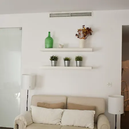 S. Bento W/ Garage *