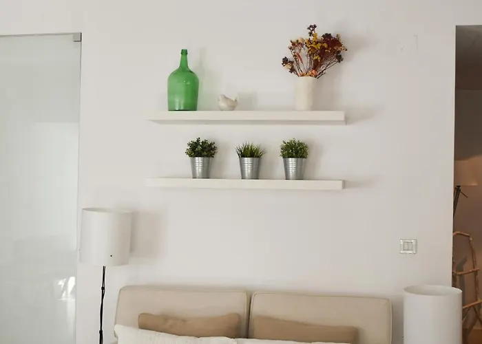 S. Bento W/ Garage *