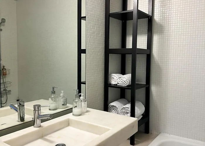 S. Bento W/ Garage Lisboa